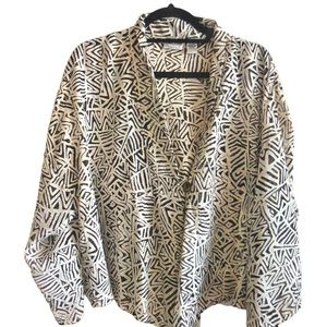 NWOT Chico’s Cream/Black Elegant Blouse